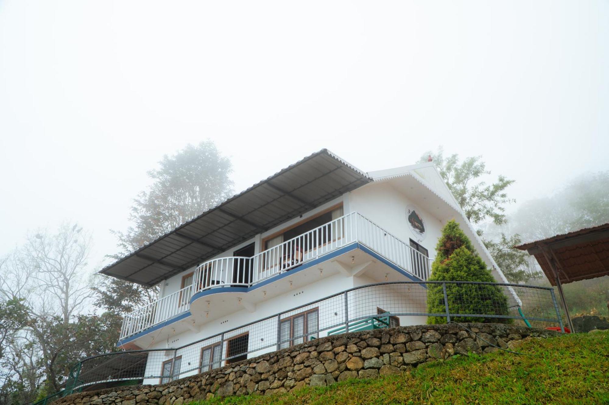Palkulam Heights Villa Kumudi Екстериор снимка